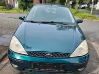 Gebraucht Ford Focus 100 PS (73 kW) 2002 Grün Limousine