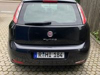 Gebraucht Fiat Punto Pop 69 PS (50 kW) 2012 Schwarz Kleinwagen
