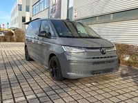 Gebraucht VW Multivan Goal 150 PS (110 kW) 2025 Grau Van