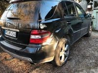 Gebraucht Mercedes ML320 225 PS (165 kW) 2007 Schwarz SUV