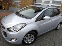 Gebraucht Hyundai ix20 125 PS (91 kW) 2011 Silber Kleinwagen