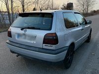Gebraucht VW Golf 90 PS (66 kW) 1996 Silber Coupé