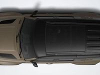 Neu Land Rover Defender 634 PS (466 kW) 2026 Petra copper SUV