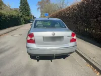 Używany VW Passat 193 KM (141 kW) 2001 Srebrny Sedan/Limuzyna