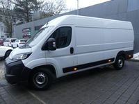 Gebraucht Peugeot Boxer 180 PS (132 kW) 2025 Weiss Van