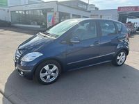 Gebraucht Mercedes A180 Avantgarde 116 PS (85 kW) 2010 Blau Limousine