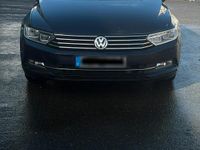 Gebraucht VW Passat Comfortline 150 PS (110 kW) 2016 Schwarz Kombi