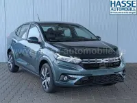 Używany Dacia Logan Expression 90 KM (66 kW) 2024 Zielony Sedan/Limuzyna