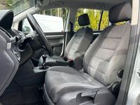 gebraucht VW Touran 1.6 7-Sitzer AHK Klima Tempomat Tüv 01/2026