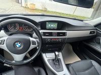 Gebraucht BMW 320 150 PS (110 kW) 2006 Grau Limousine
