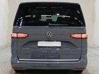 Gebraucht VW Multivan Style 150 PS (110 kW) 2024 Grau Van