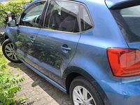 Gebraucht VW Polo Comfortline 75 PS (55 kW) 2015 Blau Limousine