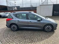 Gebraucht Peugeot 207 95 PS (69 kW) 2011 Gris thorium Kombi