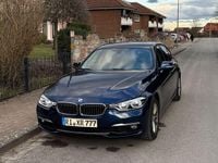 Gebraucht BMW 320 184 PS (135 kW) 2017 Blau Limousine