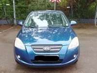 Używany Kia Ceed EX 109 KM (80 kW) 2007 Niebieski Hatchback