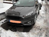 Gebraucht Ford Focus ST-Line 125 PS (91 kW) 2017 Grau Limousine