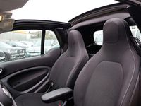 Gebraucht Smart ForTwo Cabrio Basis 90 PS (66 kW) 2018 Weiß Cabrio