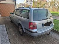 Gebraucht VW Passat Basis 131 PS (96 kW) 2002 Silber Kombi