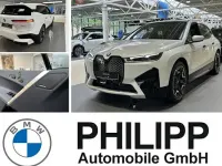 Gebraucht BMW iX Sport Line 300 kW (408 PS) 2023 Mineralweiß metallic SUV
