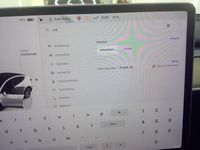 Gebraucht Tesla Model Y Standard Range 250 kW (341 PS) 2022 Weiß SUV