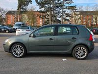 Gebraucht VW Golf V 101 PS (74 kW) 2005 Grün Kleinwagen