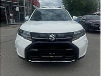 Neu Suzuki Vitara Club 129 PS (94 kW) 2025 Weiß (superior white) SUV
