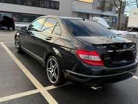 Gebraucht Mercedes C250 204 PS (150 kW) 2011 Schwarz Limousine