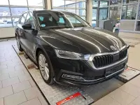 Gebraucht Skoda Octavia First Edition 150 PS (110 kW) 2020 Blackmagic perleffekt Kombi