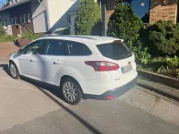 Usado Ford Focus Ambiente 129 HP (94 kW) 2012 Branco Carrinha