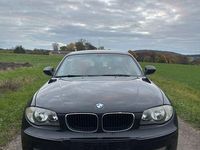 Gebraucht BMW 116 116 PS (85 kW) 2010 Schwarz Kleinwagen