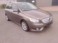 Gebraucht Mercedes B220 231 PS (169 kW) 2013 Braun Kleinwagen