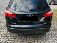 Gebraucht Ford Focus 125 PS (91 kW) 2013 Schwarz Kombi