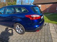 Gebraucht Ford Focus 101 PS (74 kW) 2013 Blau Kombi