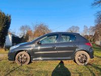 Gebraucht Peugeot 206+ 60 PS (44 kW) 2009 Andere farben Kleinwagen