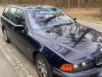 Gebraucht BMW 520 150 PS (110 kW) 1999 Blau Kombi