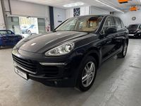 Second-hand Porsche Cayenne 262 CP (192 kW) 2016 Albastru SUV