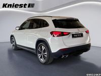 Gebraucht Mercedes GLA220 Progressive 190 PS (139 kW) 2025 Unilack polarweiß SUV