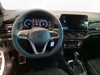Gebraucht VW T-Roc R-line 150 PS (110 kW) 2025 Pure white uni / schwarz SUV