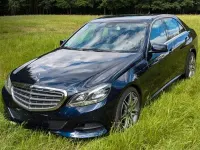 Gebraucht Mercedes E300 204 PS (150 kW) 2013 Blau Limousine