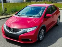 Gebraucht Honda Civic Executive 150 PS (110 kW) 2013 Rot Limousine