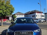 Gebraucht Audi A3 Ambiente 125 PS (91 kW) 2015 Blau Limousine
