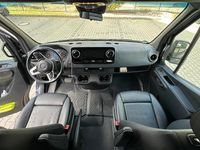 Gebraucht Mercedes Sprinter 190 PS (139 kW) 2022 Grau Van