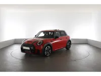 Używany Mini John Cooper Works 192 KM (141 kW) 2024 Czerwony Hatchback