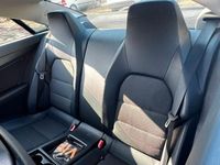 Gebraucht Mercedes E250 204 PS (150 kW) 2010 Schwarz Coupé