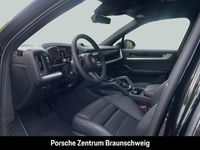 Gebraucht Porsche Cayenne 470 PS (345 kW) 2025 Schwarz SUV