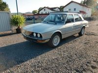 Gebraucht BMW 520 122 PS (89 kW) 1981 Silber Limousine