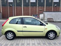Gebraucht Ford Fiesta 69 PS (50 kW) 2006 Grün Kleinwagen