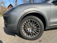 Gebraucht Porsche Cayenne S 385 PS (283 kW) 2017 Grau SUV