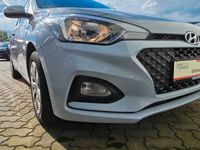 gebraucht Hyundai i20 Select Active 1.2L 84 PS