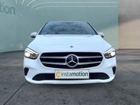 Gebraucht Mercedes B200 163 PS (119 kW) 2019 Weiß Van / Kleinbus